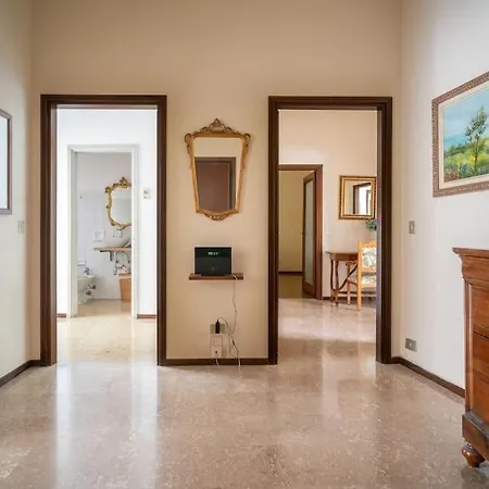 Casa Lya E Seve شقة بيرغامو