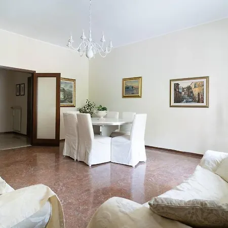 Casa Lya E Seve بيرغامو
